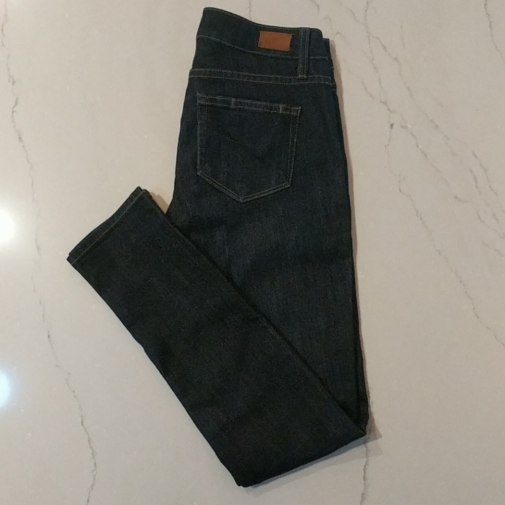 Paige Skyline Ankle Peg Jean